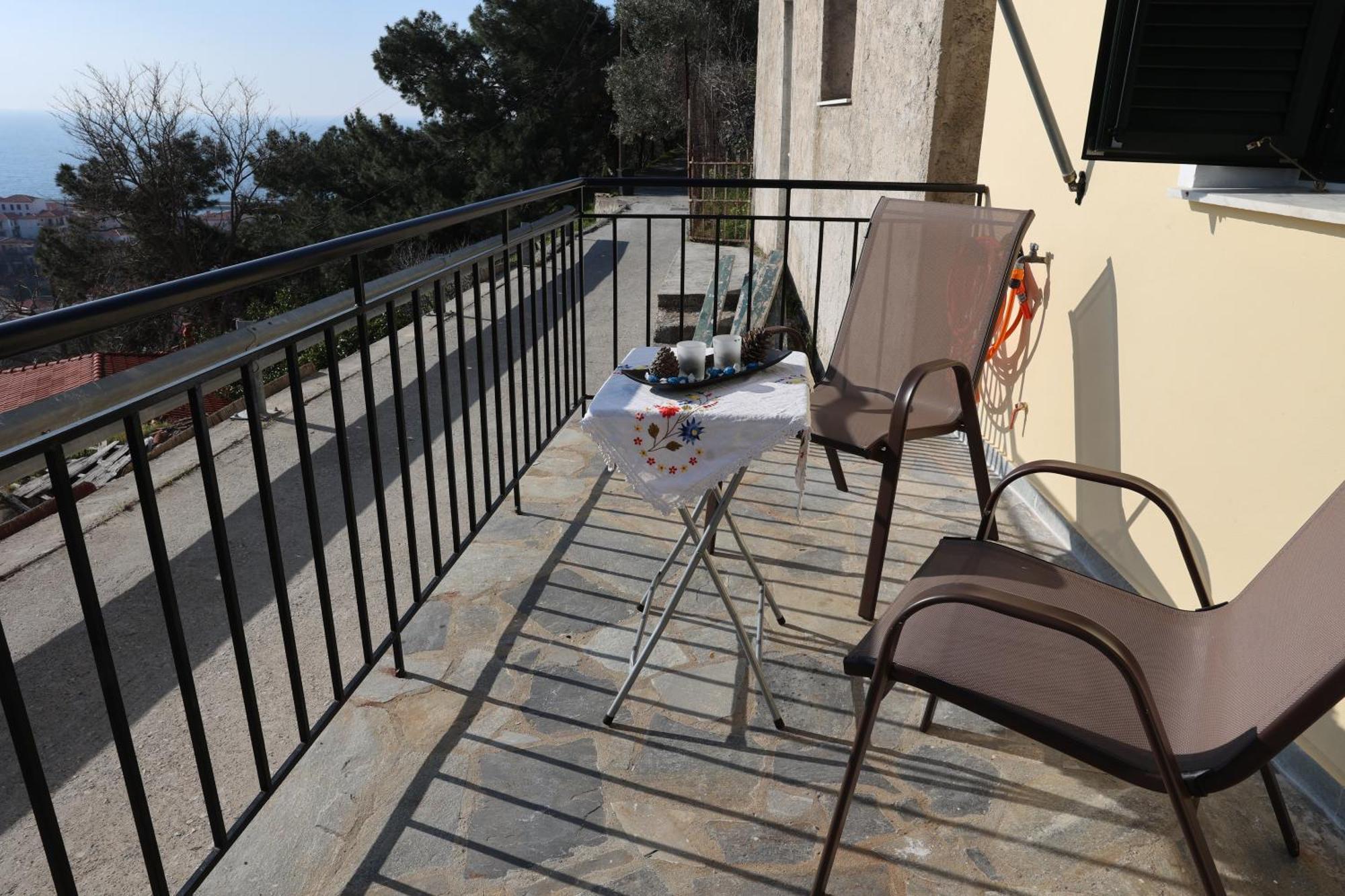 Mary'S Villas Plomari Exterior photo