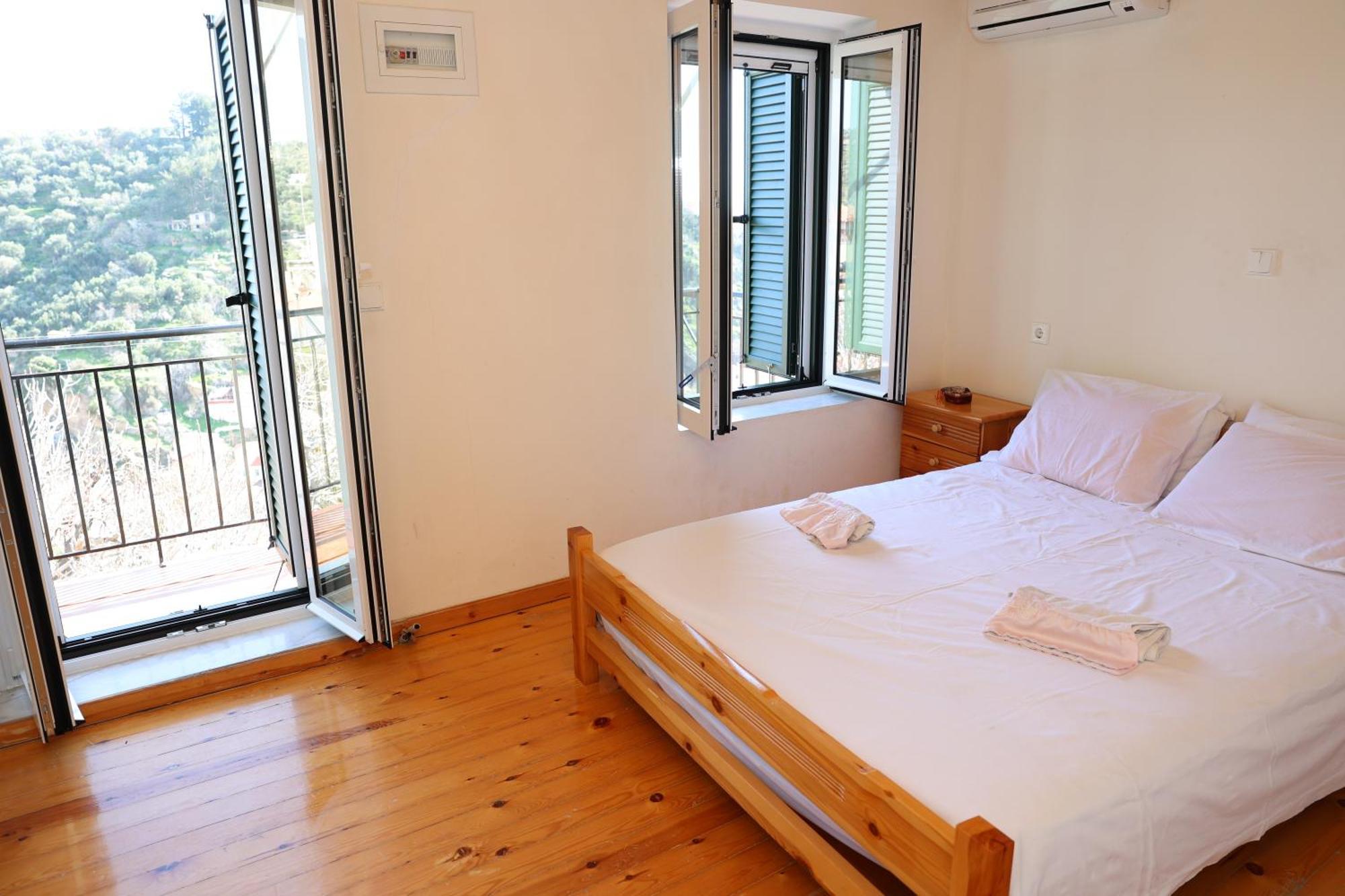 Mary'S Villas Plomari Exterior photo
